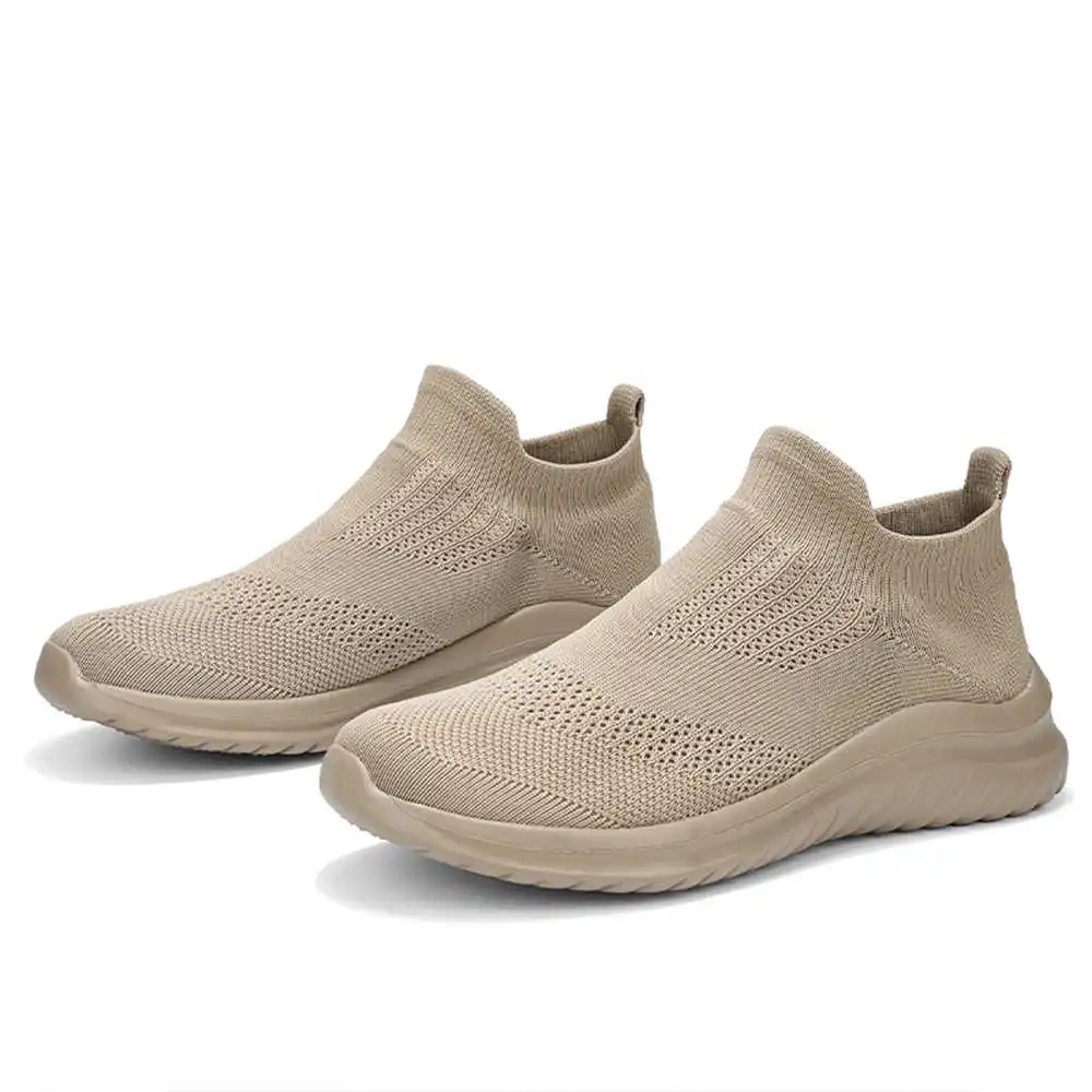 Beige Zachte Nieuwe Nieuwighei - Women Fashion Brand Name Ideas recensie en prijs